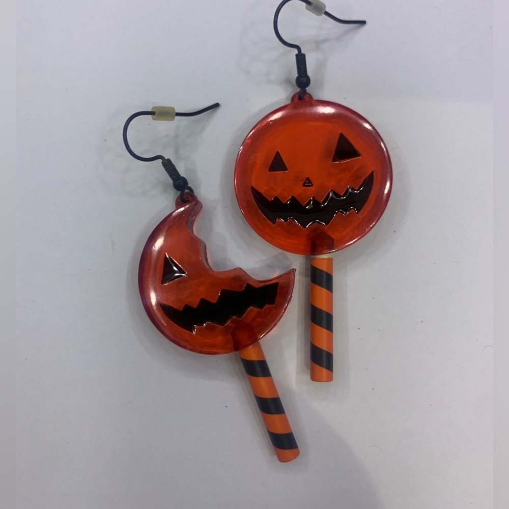 TRICK R TREAT EARRINGS